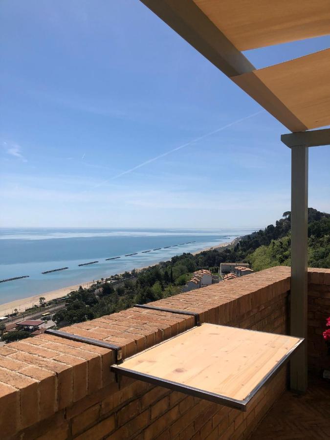 Castello - Solo Pernotto Hotell Cupra Marittima Exteriör bild