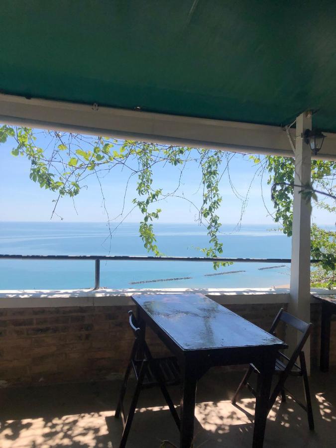 Castello - Solo Pernotto Hotell Cupra Marittima Exteriör bild